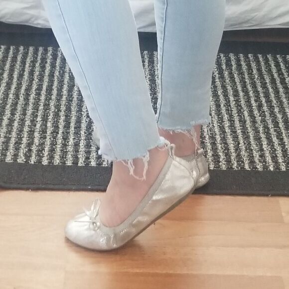 Women's silver flats /Loafers pre-owned - Picture 5 of 13